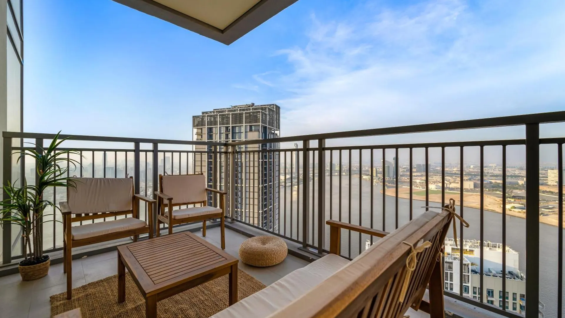 Cozy 4Br With Panoramic Dubai Creek Views Apartment