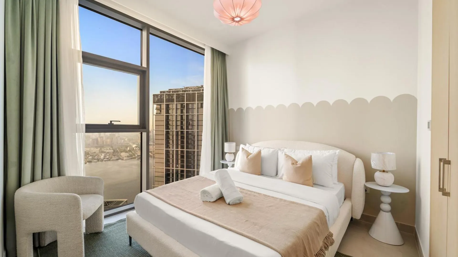 Cozy 4Br With Panoramic Dubai Creek Views Apartment